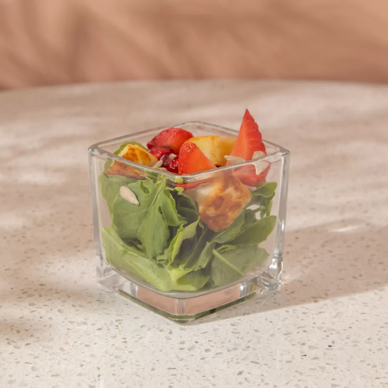 سلطة الحلوم والفراولة - Halloumi and Strawberry Salad