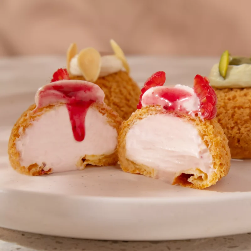 كريم بفز بنكهات مشكلة - Cream Puffs with Mixed Flavors